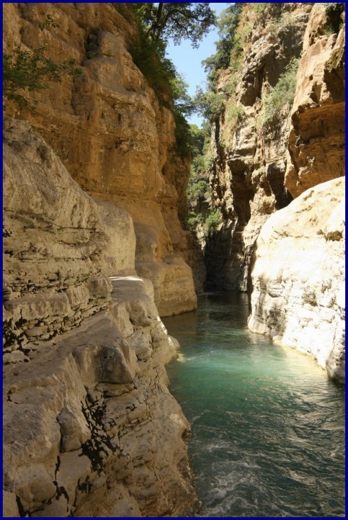 Kanion rzeki Osum.